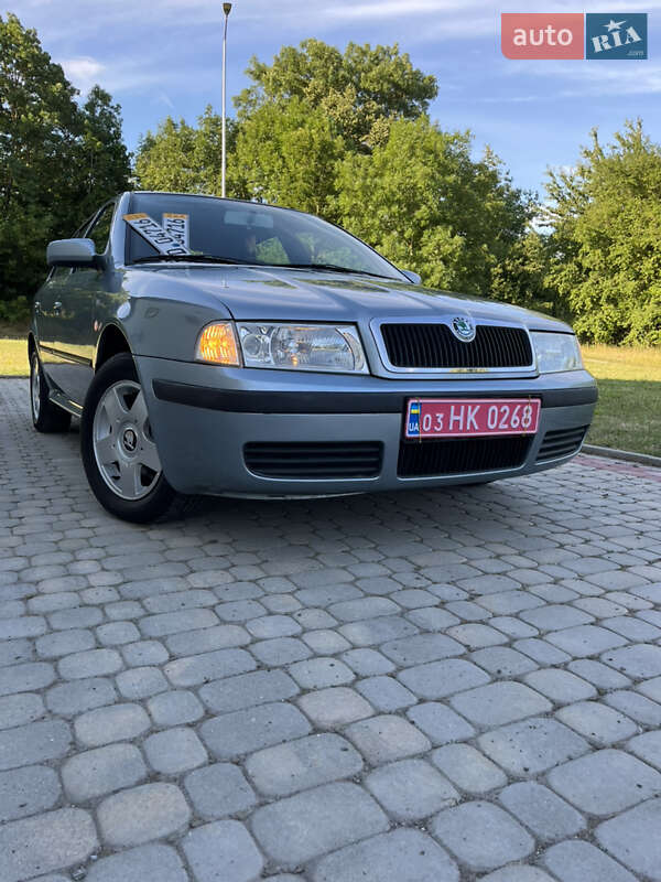 Ліфтбек Skoda Octavia 2003 в Теребовлі