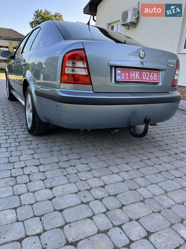 Ліфтбек Skoda Octavia 2003 в Теребовлі