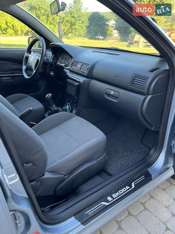 Ліфтбек Skoda Octavia 2003 в Теребовлі