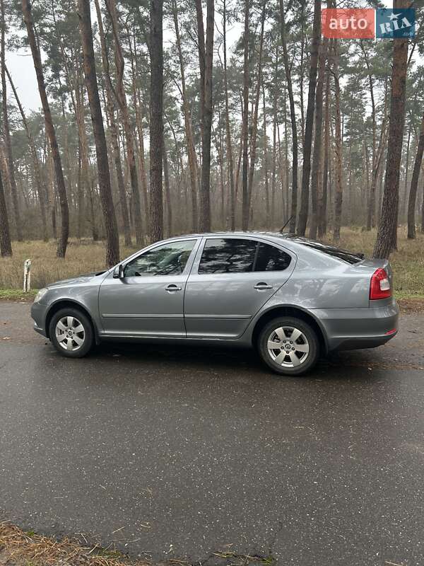 Лифтбек Skoda Octavia 2011 в Кропивницком