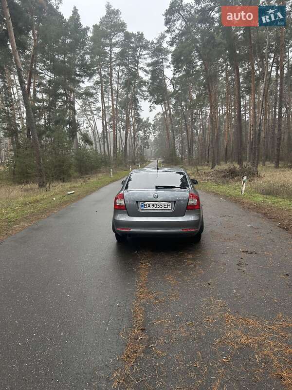 Лифтбек Skoda Octavia 2011 в Кропивницком