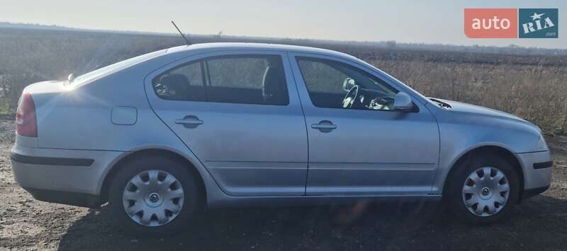 Ліфтбек Skoda Octavia 2010 в Дніпрі