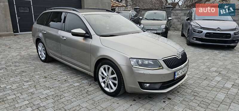 Универсал Skoda Octavia 2016 в Нововолынске