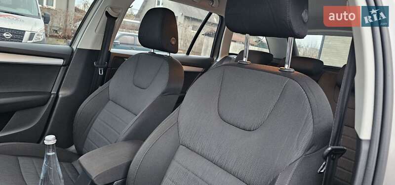 Универсал Skoda Octavia 2016 в Нововолынске