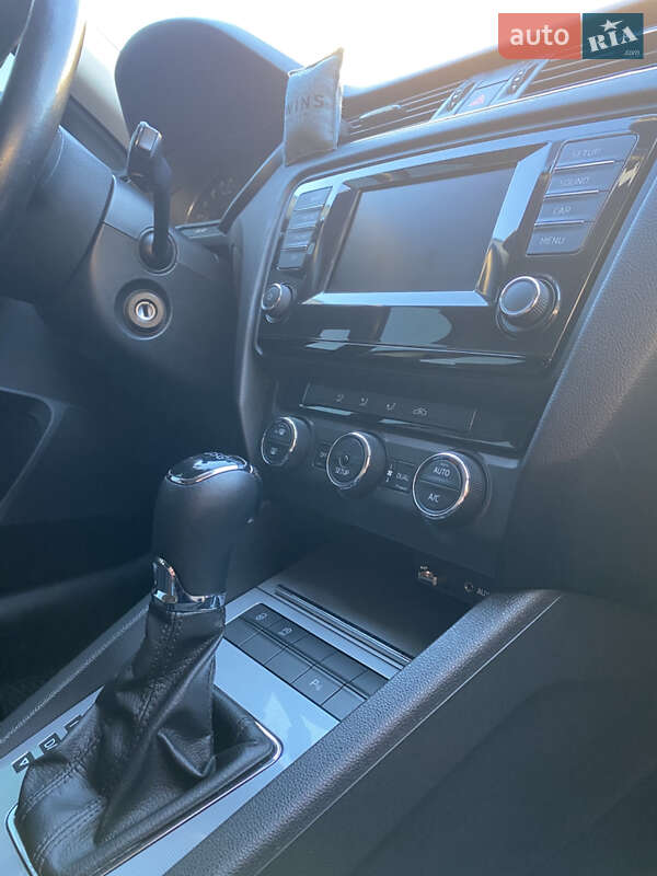 Универсал Skoda Octavia 2014 в Мукачево