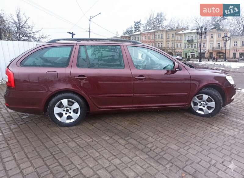 Універсал Skoda Octavia 2009 в Ківерцях