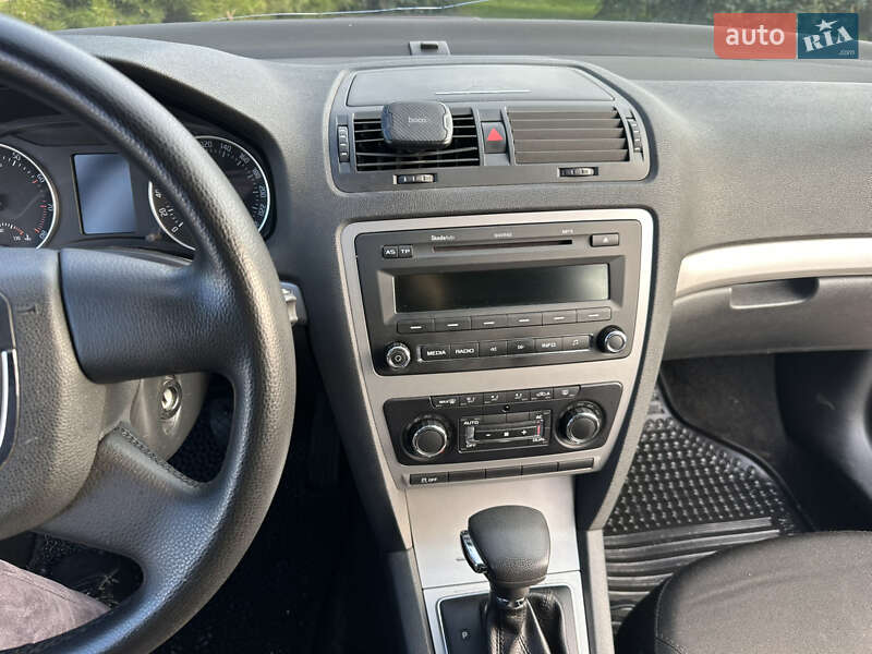 Лифтбек Skoda Octavia 2012 в Днепре