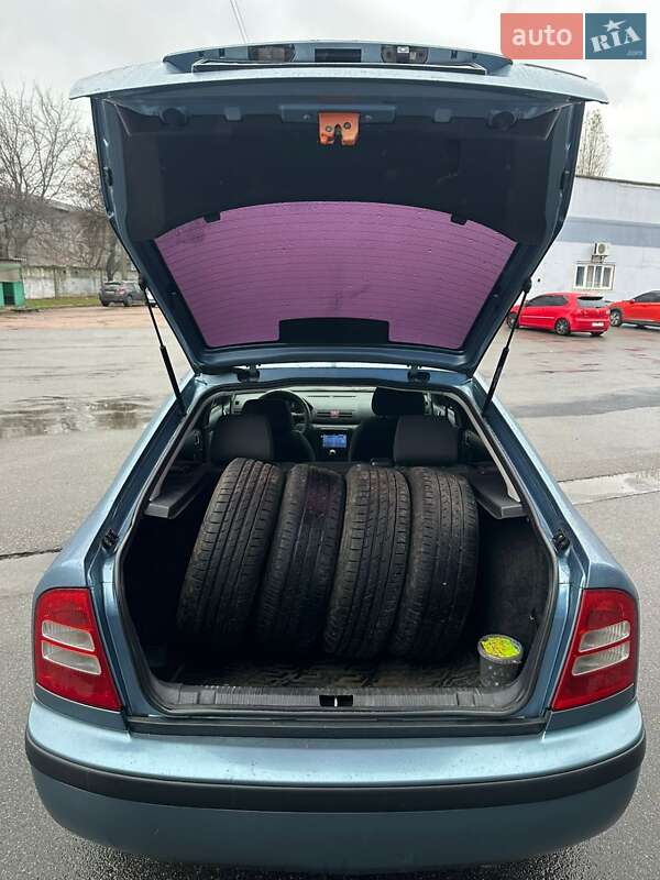 Лифтбек Skoda Octavia 2008 в Броварах