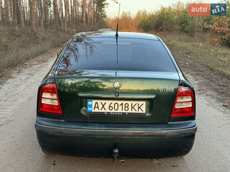 Лифтбек Skoda Octavia 2000 в Харькове