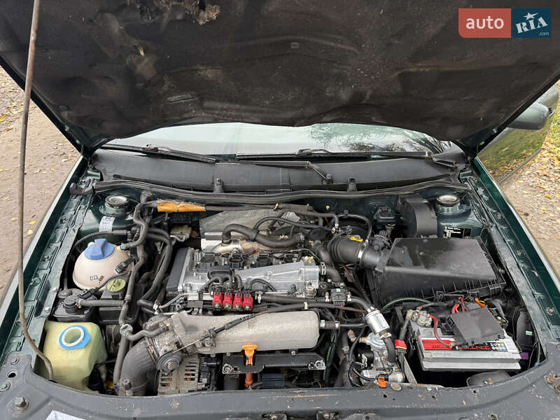 Лифтбек Skoda Octavia 2000 в Харькове