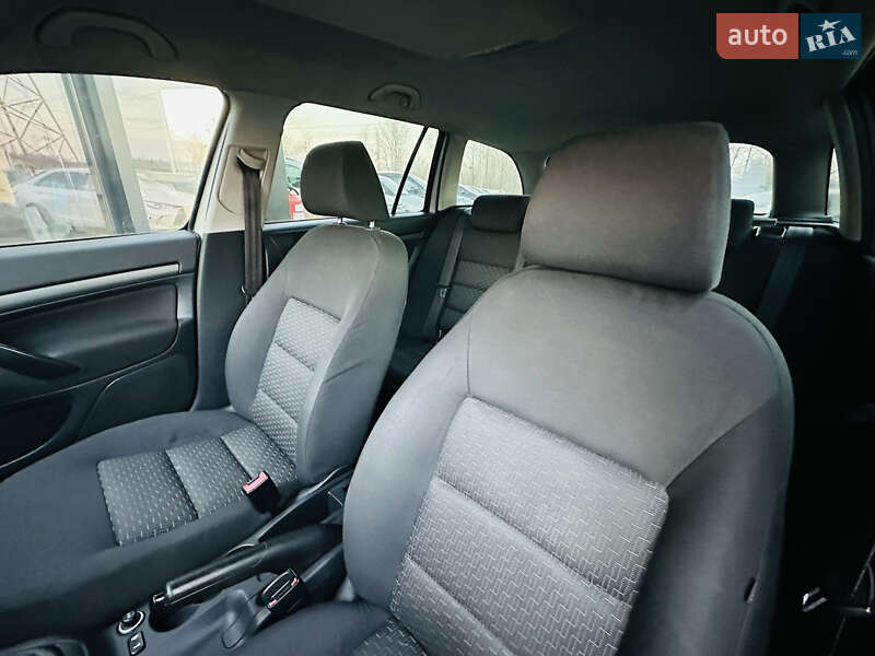 Універсал Skoda Octavia 2011 в Харкові