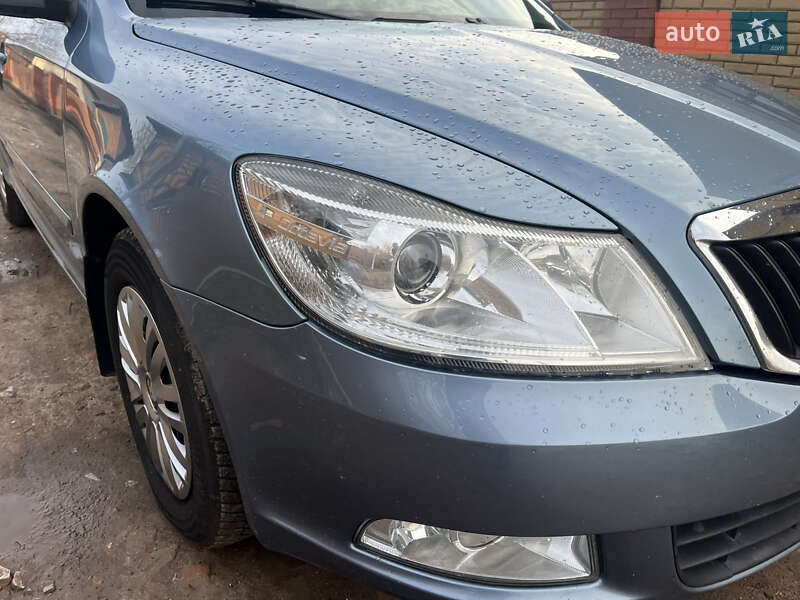 Лифтбек Skoda Octavia 2009 в Ахтырке