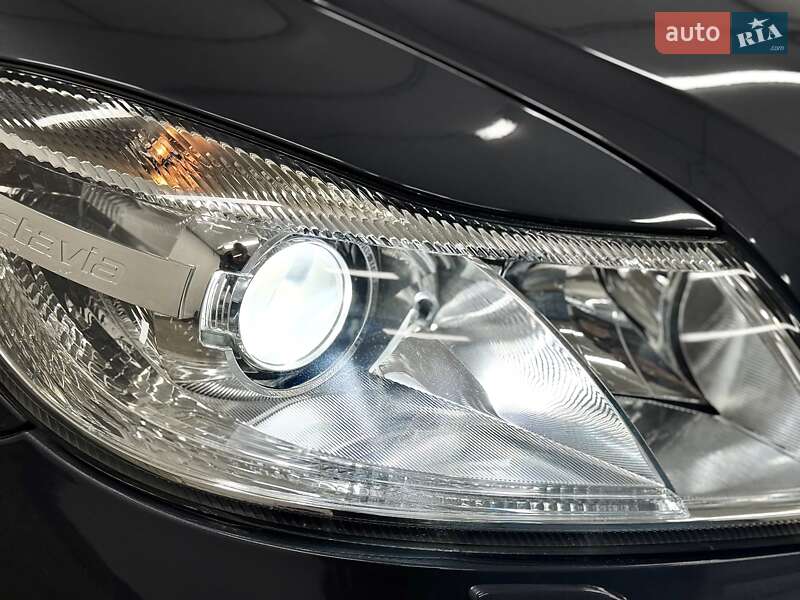 Универсал Skoda Octavia 2011 в Стрые