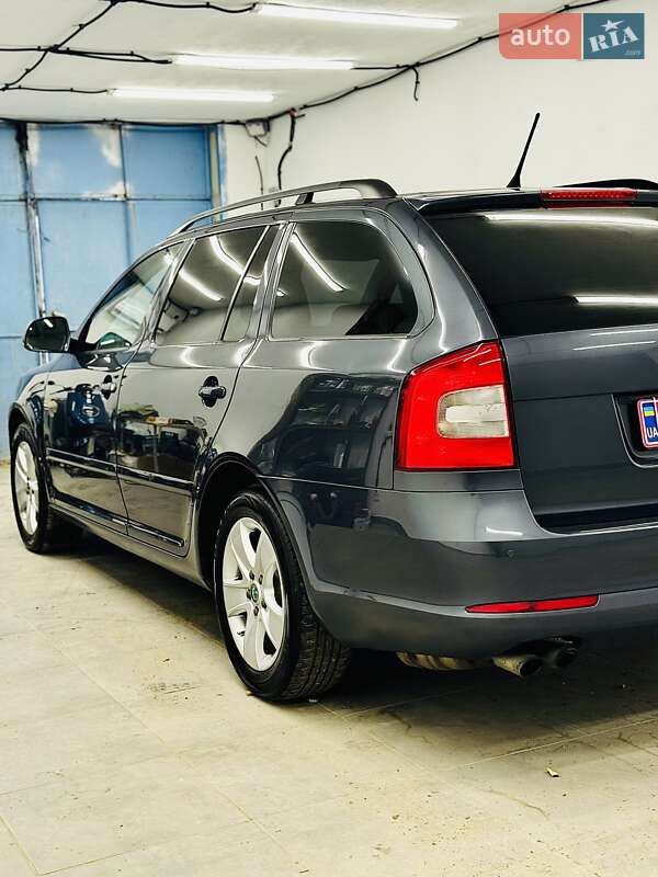 Универсал Skoda Octavia 2011 в Стрые