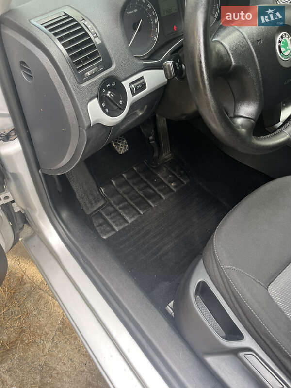 Универсал Skoda Octavia 2007 в Немирове фото 39 Универсал Skoda Octavia 2007 в Немирове