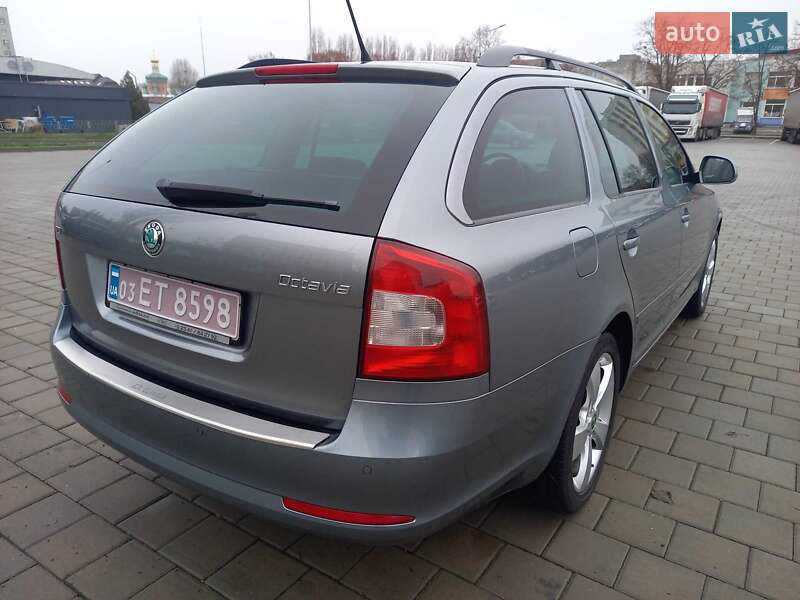 Универсал Skoda Octavia 2012 в Черкассах