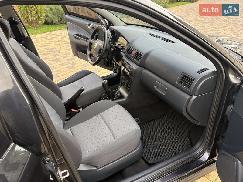 Лифтбек Skoda Octavia 2008 в Могилев-Подольске