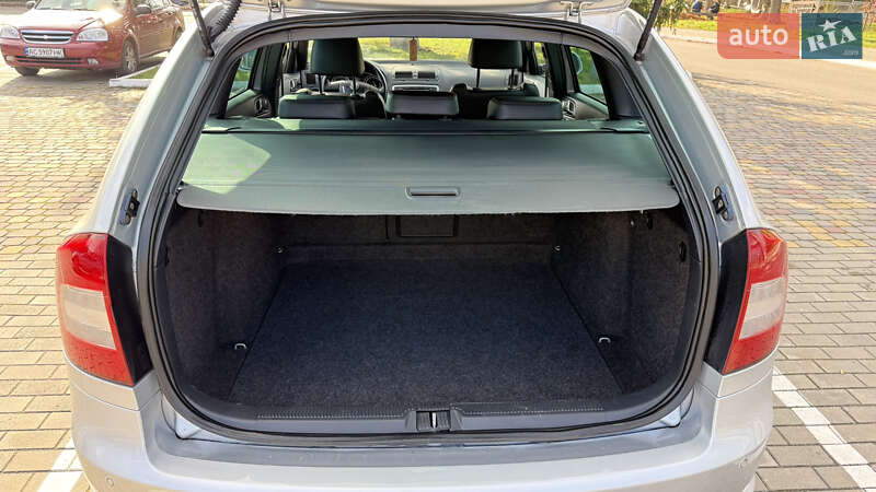 Универсал Skoda Octavia 2011 в Луцке фото 18 Универсал Skoda Octavia 2011 в Луцке