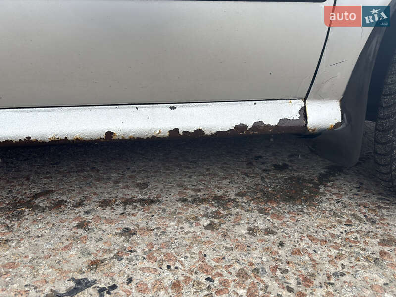 Лифтбек Skoda Octavia 2003 в Барышевке