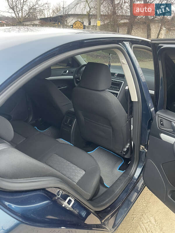 Лифтбек Skoda Octavia 2011 в Шаргороде