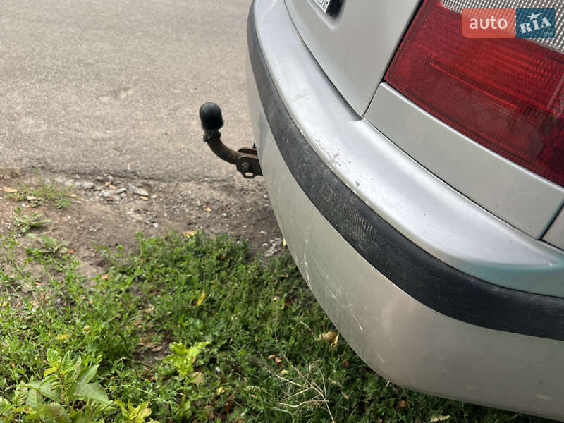 Лифтбек Skoda Octavia 2000 в Ярмолинцах