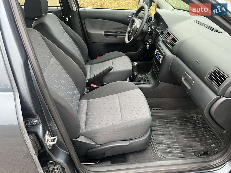 Универсал Skoda Octavia 2003 в Харькове