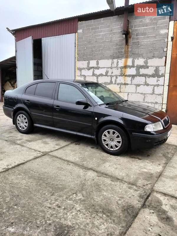 Лифтбек Skoda Octavia 2006 в Узине