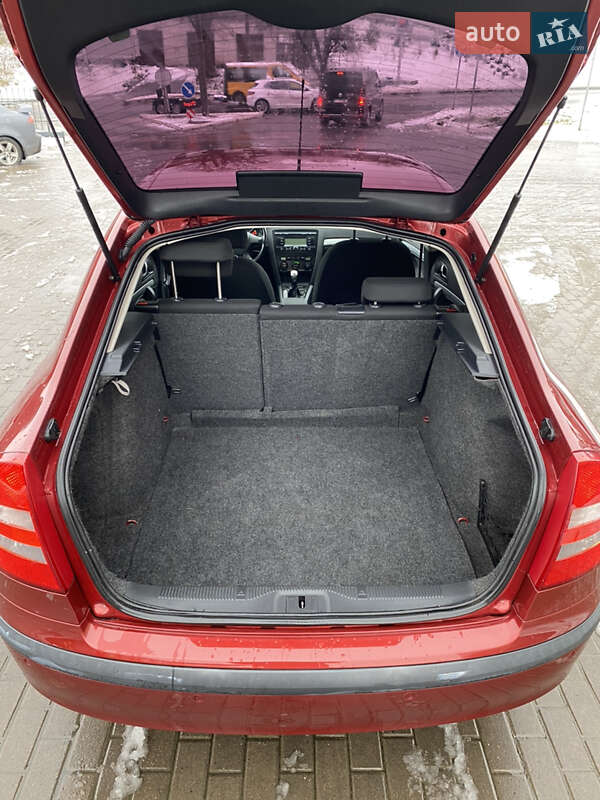 Ліфтбек Skoda Octavia 2008 в Рівному