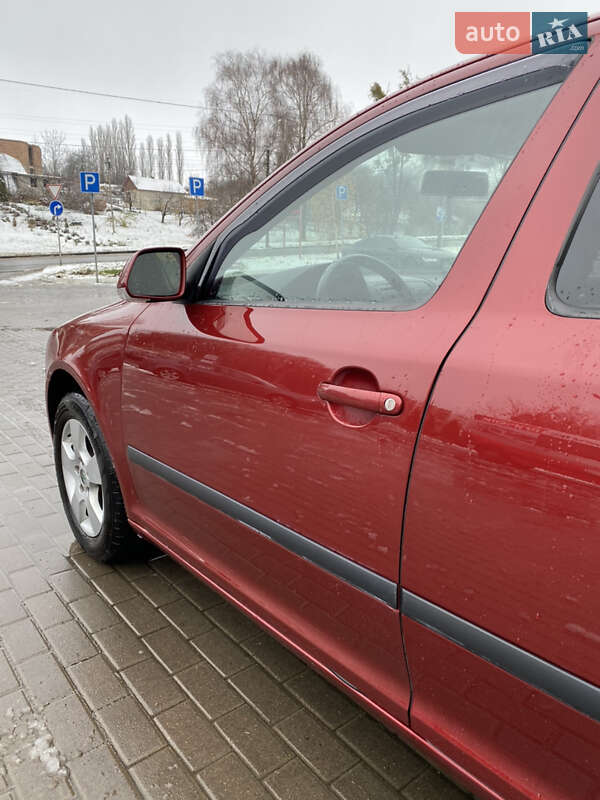 Ліфтбек Skoda Octavia 2008 в Рівному