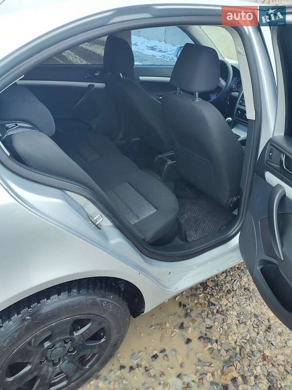 Лифтбек Skoda Octavia 2010 в Ивано-Франковске