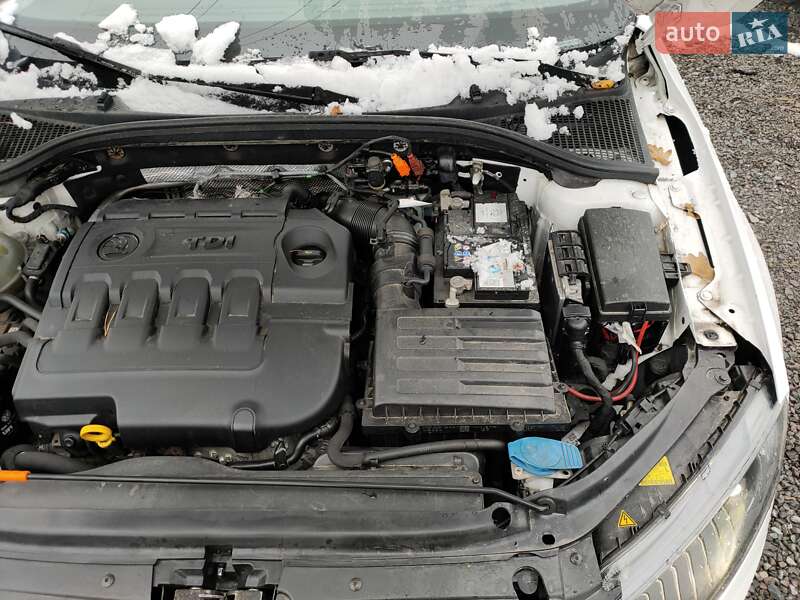 Универсал Skoda Octavia 2014 в Ровно фото 5 Универсал Skoda Octavia 2014 в Ровно