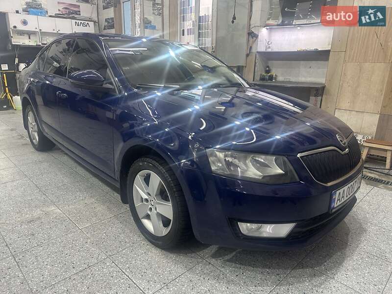 Ліфтбек Skoda Octavia 2016 в Києві