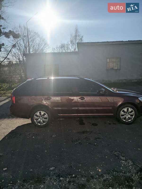 Универсал Skoda Octavia 2009 в Кременце