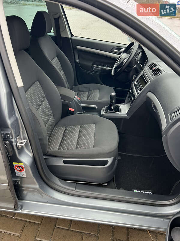 Универсал Skoda Octavia 2011 в Ковеле