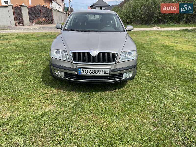 Ліфтбек Skoda Octavia 2006 в Хусті