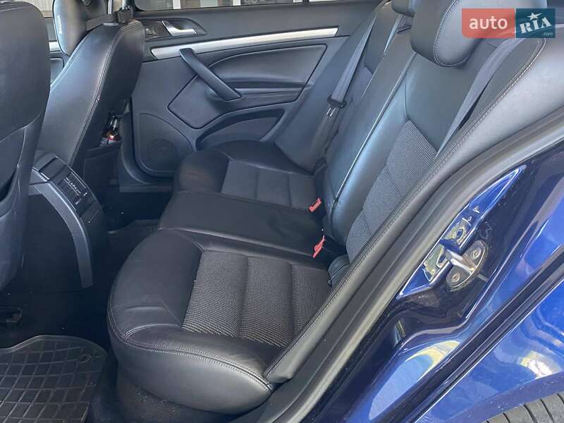 Лифтбек Skoda Octavia 2010 в Николаеве фото 19 Лифтбек Skoda Octavia 2010 в Николаеве