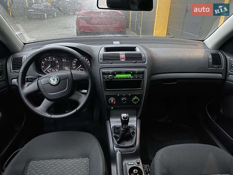 Універсал Skoda Octavia 2011 в Києві фото 25 Універсал Skoda Octavia 2011 в Києві