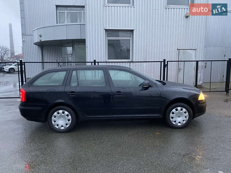 Універсал Skoda Octavia 2011 в Києві фото 18 Універсал Skoda Octavia 2011 в Києві