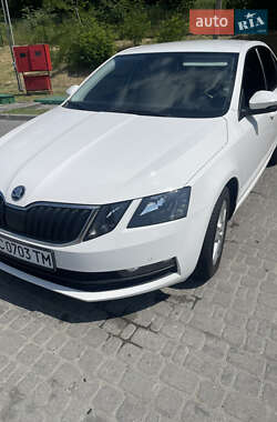 Лифтбек Skoda Octavia 2018 в Львове