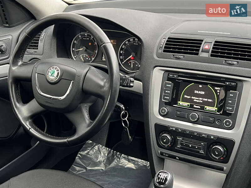 Ліфтбек Skoda Octavia 2011 в Луцьку