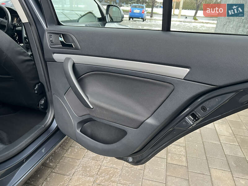 Ліфтбек Skoda Octavia 2011 в Луцьку