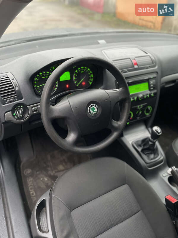 Ліфтбек Skoda Octavia 2008 в Києві