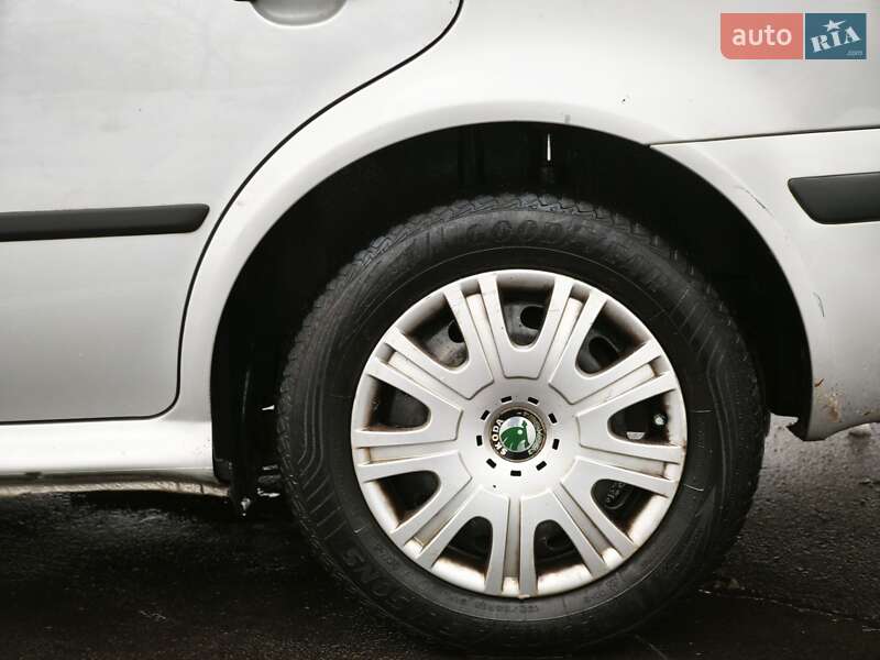 Универсал Skoda Octavia 2001 в Львове