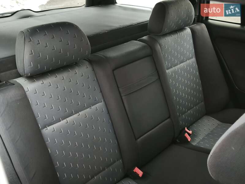 Универсал Skoda Octavia 2001 в Львове