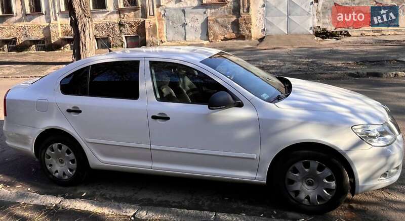 Ліфтбек Skoda Octavia 2012 в Сараті