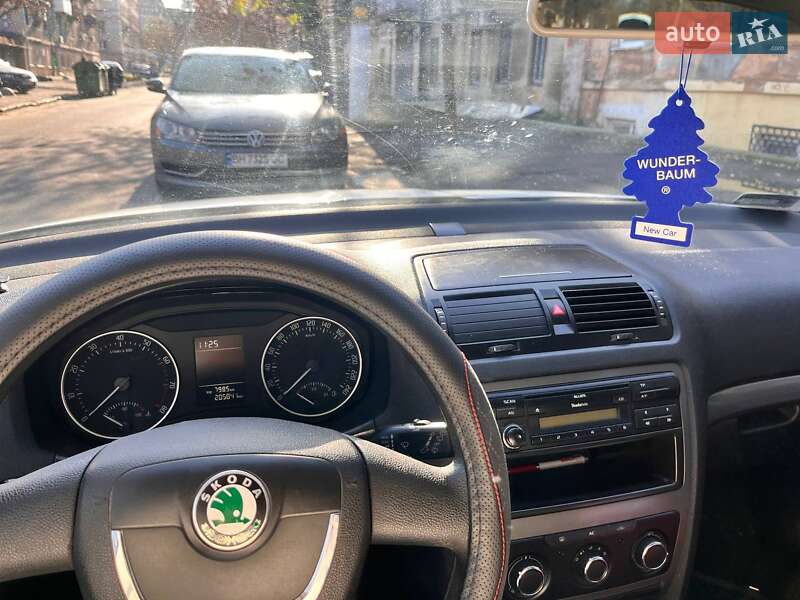Ліфтбек Skoda Octavia 2012 в Сараті