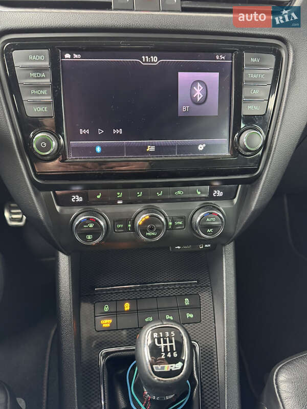 Универсал Skoda Octavia 2015 в Великой Багачке