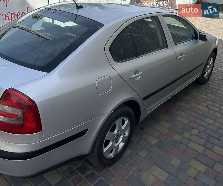 Лифтбек Skoda Octavia 2006 в Олевске