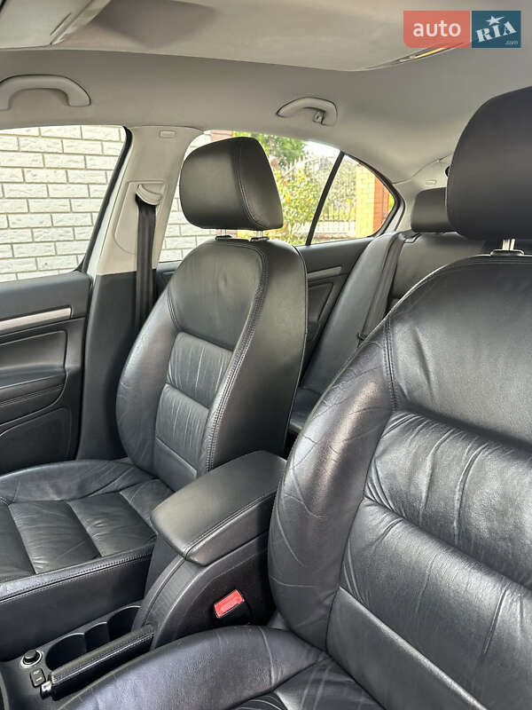 Лифтбек Skoda Octavia 2006 в Олевске