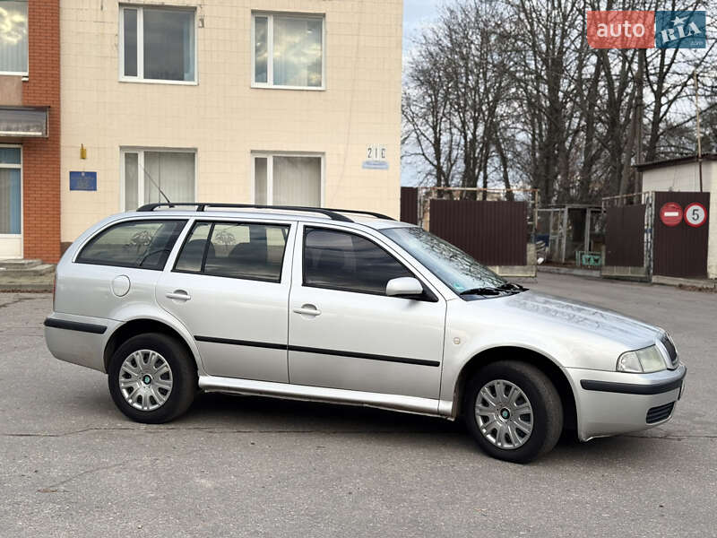 Универсал Skoda Octavia 2002 в Лубнах